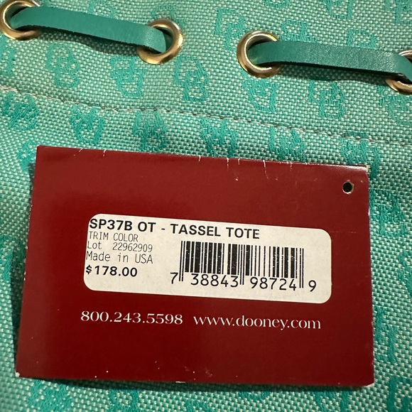 Dooney & Bourke shoulder bag.  Used just twice! Mix of textils and leather. - Picture 5 of 5